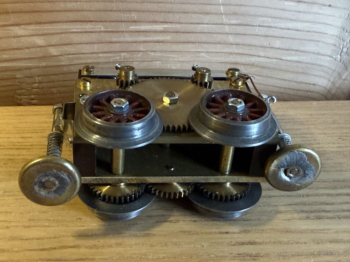 Modellini di ferrovie: Spur 0 Eigenbau Lokantrieb DC 2 Motoren  – Usato da Amden venduto da vipernatter 6