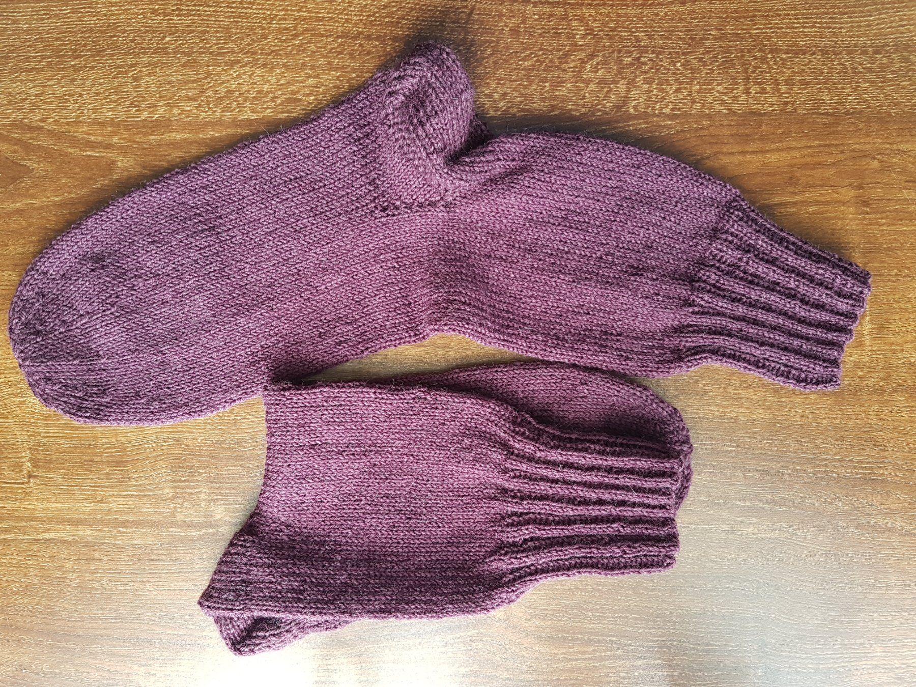Calze: handgestrickte Socken Gr. 46/47 – Nuovo (secondo la descrizione) da Ursenbach venduto da gruenblau