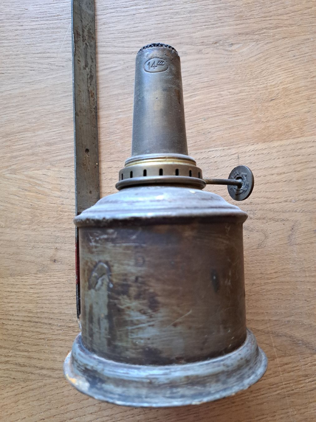 Lampade: Alte Petroleumlampe / Wandlampe, Vintage – Usato da Pratteln venduto da mab_f2fz 4