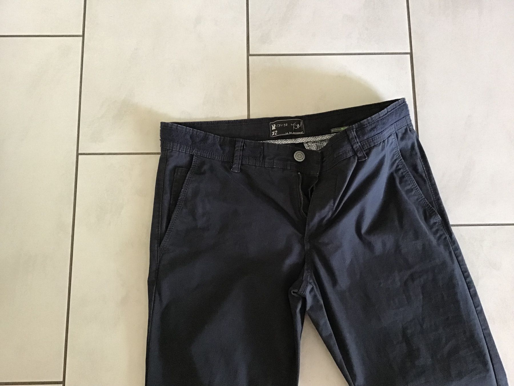 Pantaloni: Dunkel blaue Hose  Tom M/31/32 – Usato da Trimbach venduto da Mery70 1