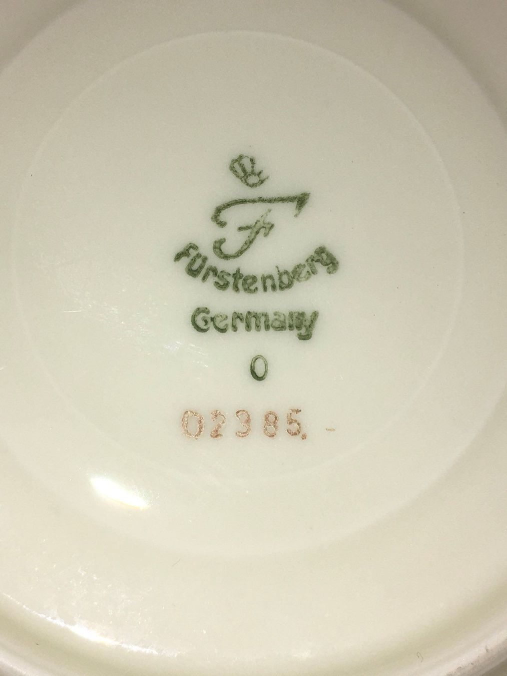 Tassen: 3 elegante Moccatassen von Fürstenberg – Gebraucht aus Basel von citystore 5
