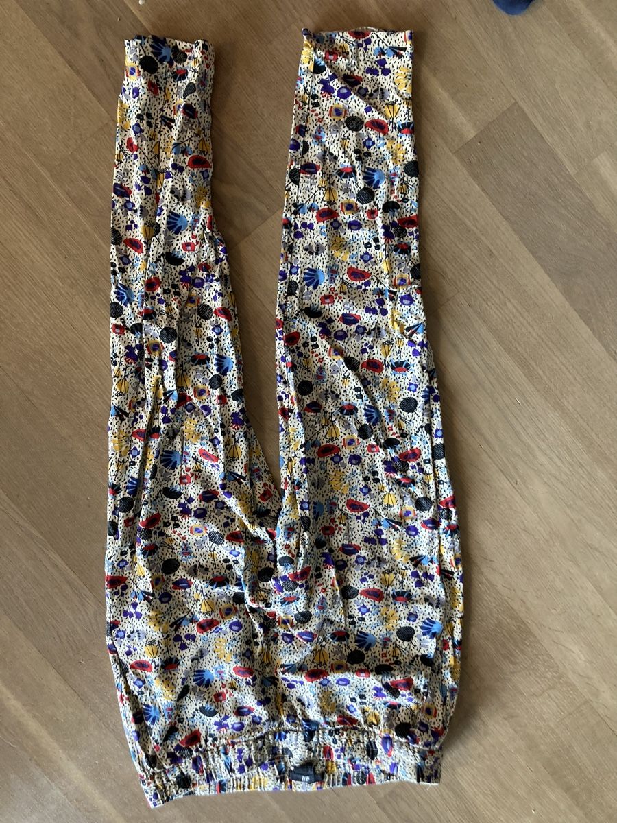 H&M Hosen: Tolle 7/8 Hose 36 – Gebraucht aus Gutenswil von Miania04