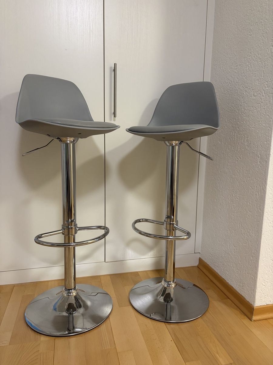 Sgabelli: 2er-Set Barhocker höhenverstellbar – Usato da Pfäffikon SZ venduto da M.Haas_93 2