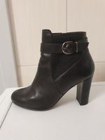 bottines en cuir marque chez André 37