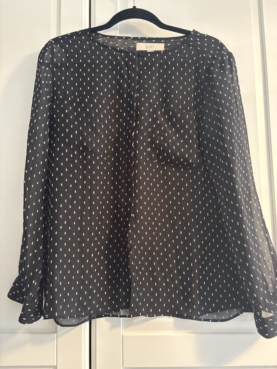 Chemisiers: Polka dot blouse Size M – Neuf (Voir description) à Zürich par jir_k6j2
