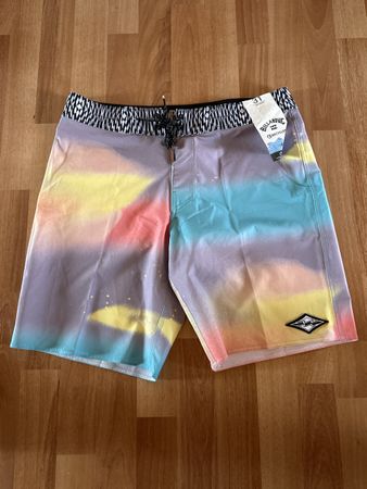 Billabong Badehose Gr. 31 einf. Bundweite 41 cm neu