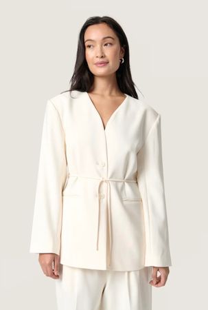 SOAKED IN LUXURY BLAZER NEU