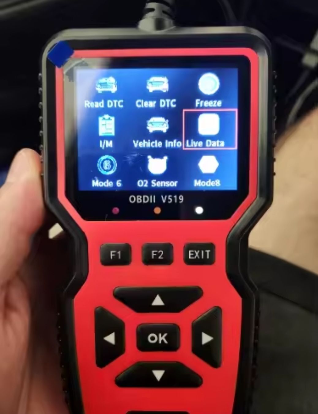 Tutti gli attrezzi: Scanner OBD2 V519 - Diagnostique auto facile et rapide! – Usato da Saignelégier venduto da onekeystore