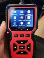 Scanner OBD2 V519 - Diagnostique auto facile et rapide!