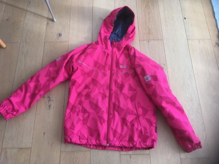 Jack Wolfskin Jacke Gr. 176, neuwertig