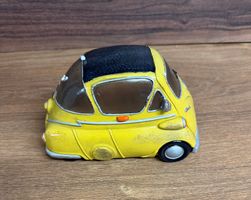 Gelbes Deko Auto