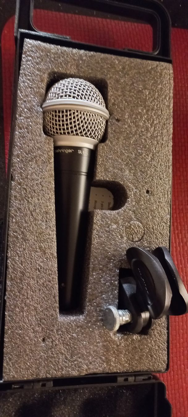 Behringer Microfoni: Mikrofon Behringer NEU – Nuovo e nell'imballaggio originale da Schaffhausen venduto da raj_f5dm