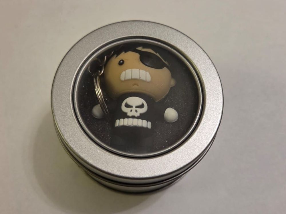 USB Sticks: Clé USB 4GB / Porte-clés Punisher Marvel Neuf – Neu und originalverpackt aus Territet von Cenh 5