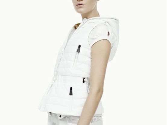Moncler Gilets & Westen: Gilet von Moncler – Gebraucht aus Widnau von Sheleila