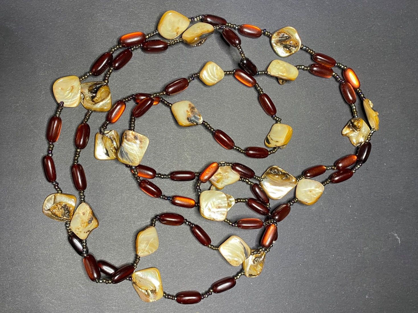 Catenine: Lange Halskette Perlmutt Vintage – Usato da Lamone venduto da LaCantinaMagica 2
