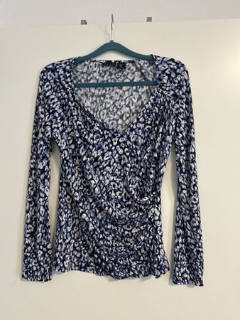Tahari Women's Blouse Size M, Animal Print 🐆