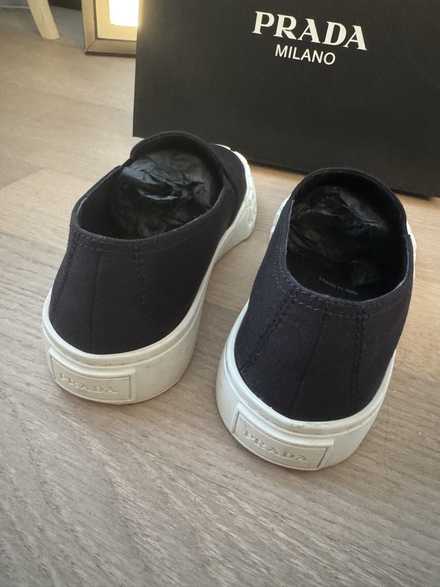 Prada Scarpe da uomo: Prada Milano Nylon Sneaker – Usato da Othmarsingen venduto da Paucaverba 3