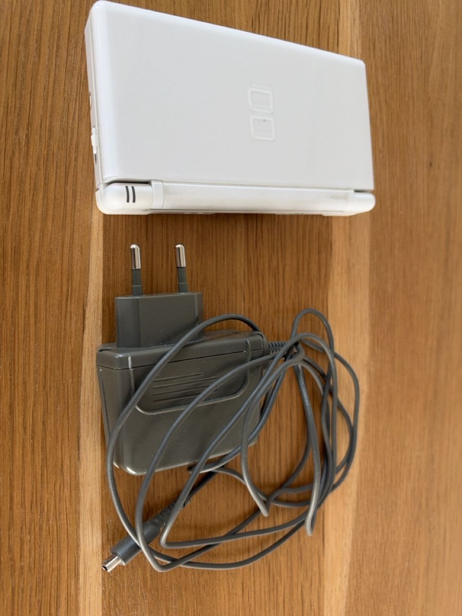 Nintendo Console: Nintendo DS Lite Konsole weiss – Usato da Luzern venduto da Bussme 1