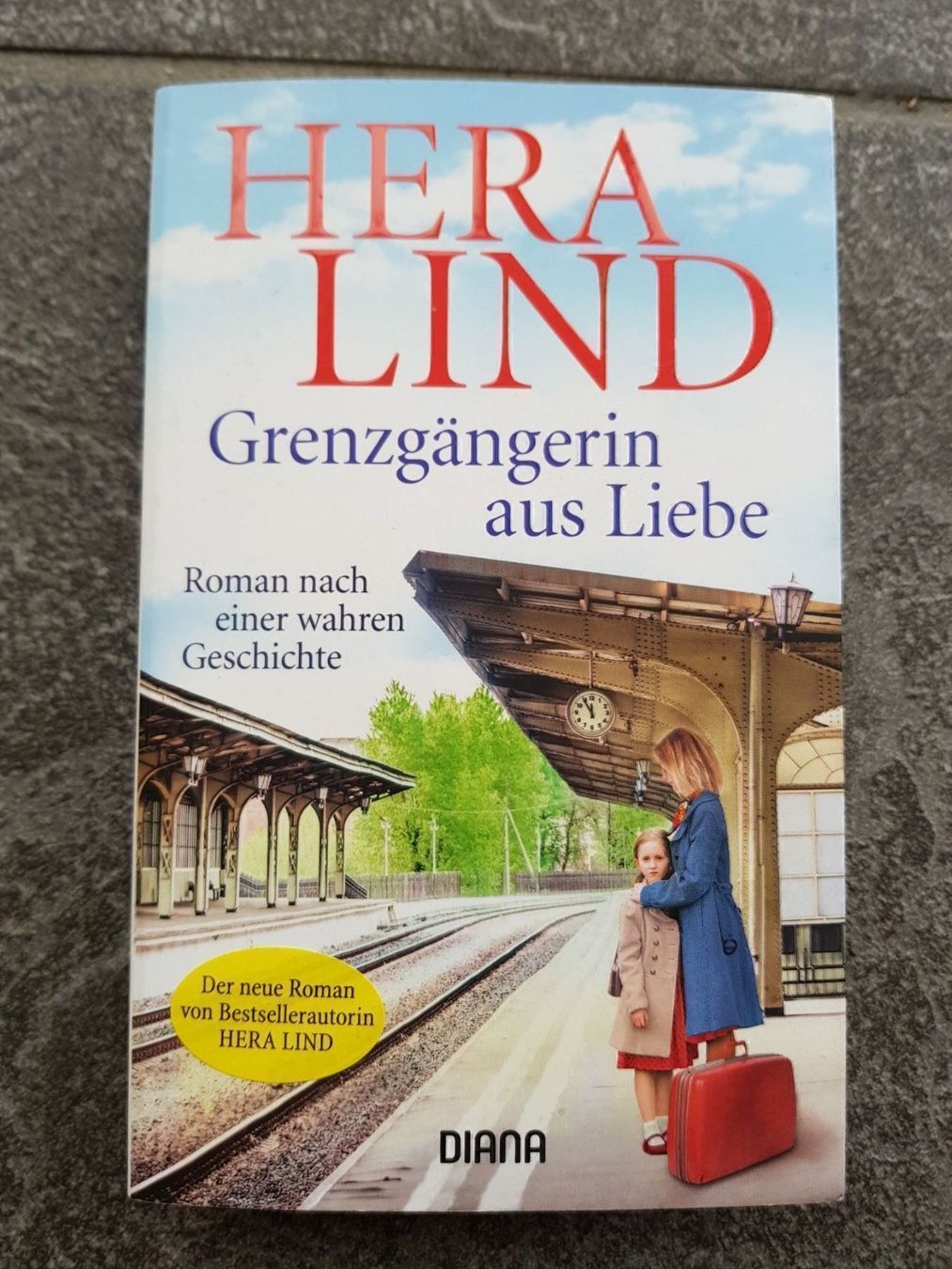 Libri: Hera Lind Grenzgängerin aus Liebe – Usato da Dietikon venduto da marconi07