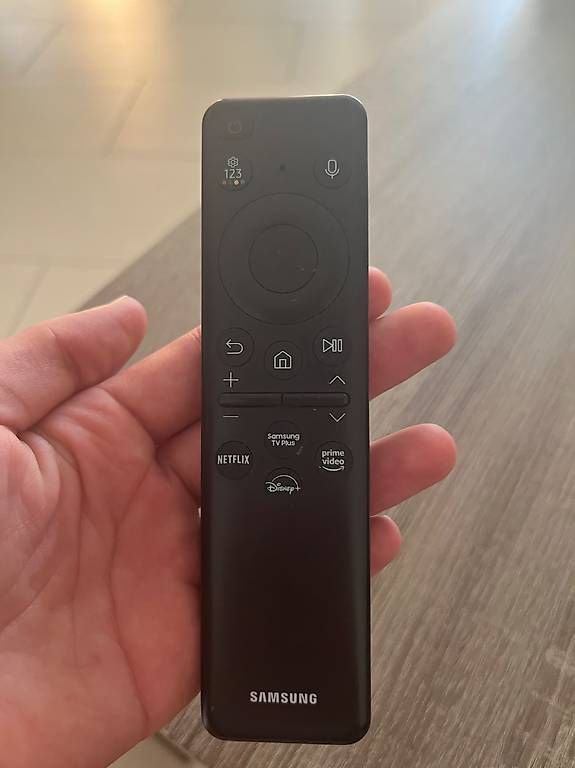Televisori: TV Samsung QLED 4K 75 pouces – Usato da Combremont-Petit venduto da van_vc9r 3