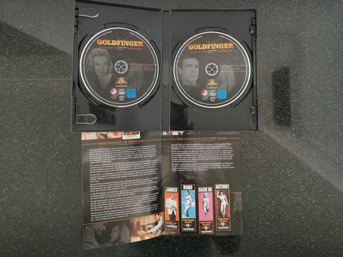 Alle DVDs: James Bond 007 Ultimate DVD Collector's Box – Gebraucht aus St.Gallen von  7