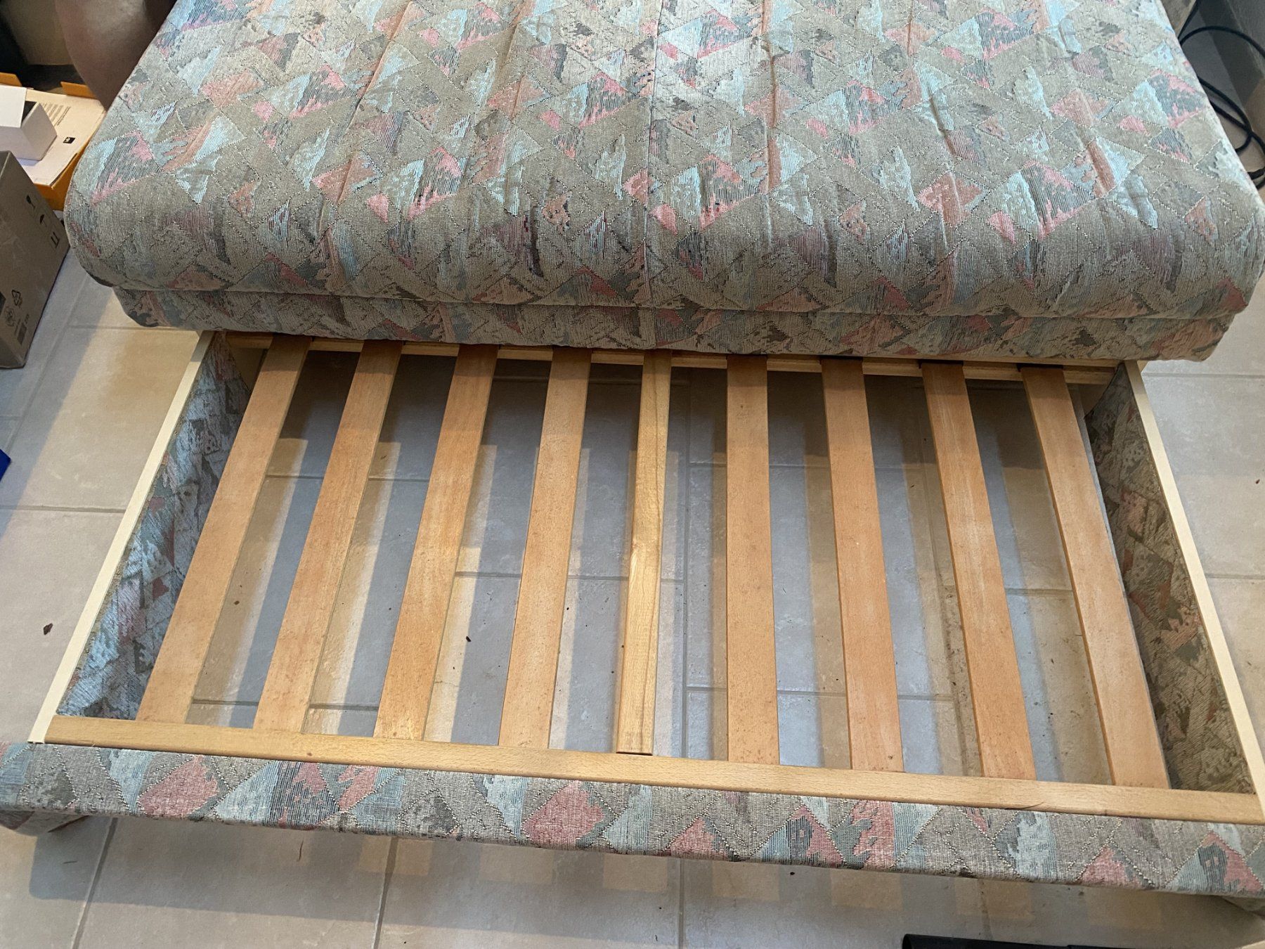 Pfister Divani: Bettsofa mit 2 Sesseln – Usato da Schneisingen venduto da Wyma 1