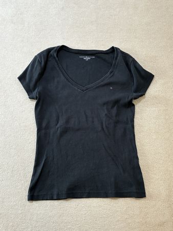 Tommy Hilfiger V-Neck T-Shirt Black Size S 