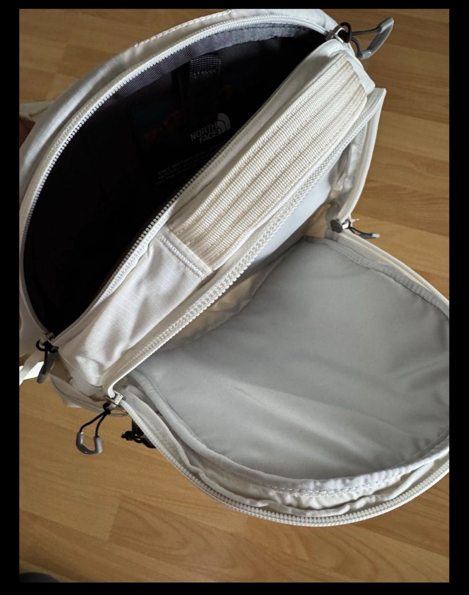 North Face Zaini: North Face Rucksack  – Nuovo (secondo la descrizione) da Bern venduto da Tucholsky01 5