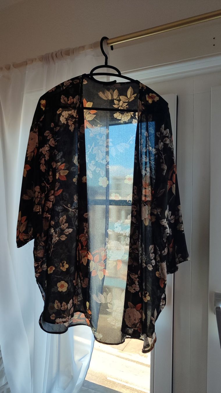 Zara Camicette: Bluse / Hemd Gr. M, Set: 5 Stk. – Nuovo (secondo la descrizione) da Zürich venduto da nic_xm7s 3