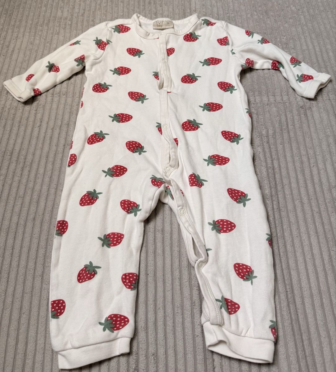 Kleiderpakete & -sets: Baby Kleider Größe 74 – Gebraucht aus Basel von Cookie_jmc 3