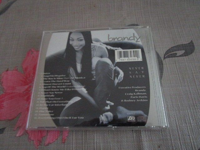 CD: Brandy - Never Say Never CD – Usato da Olten venduto da Disc-Ausverkauf 1