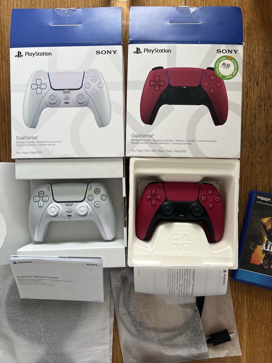 Sony Consoles: À vendre PS5 + 2 manettes + jeux ps4/ps5 – D'occasion à Lausanne par luciano_RIC1 2