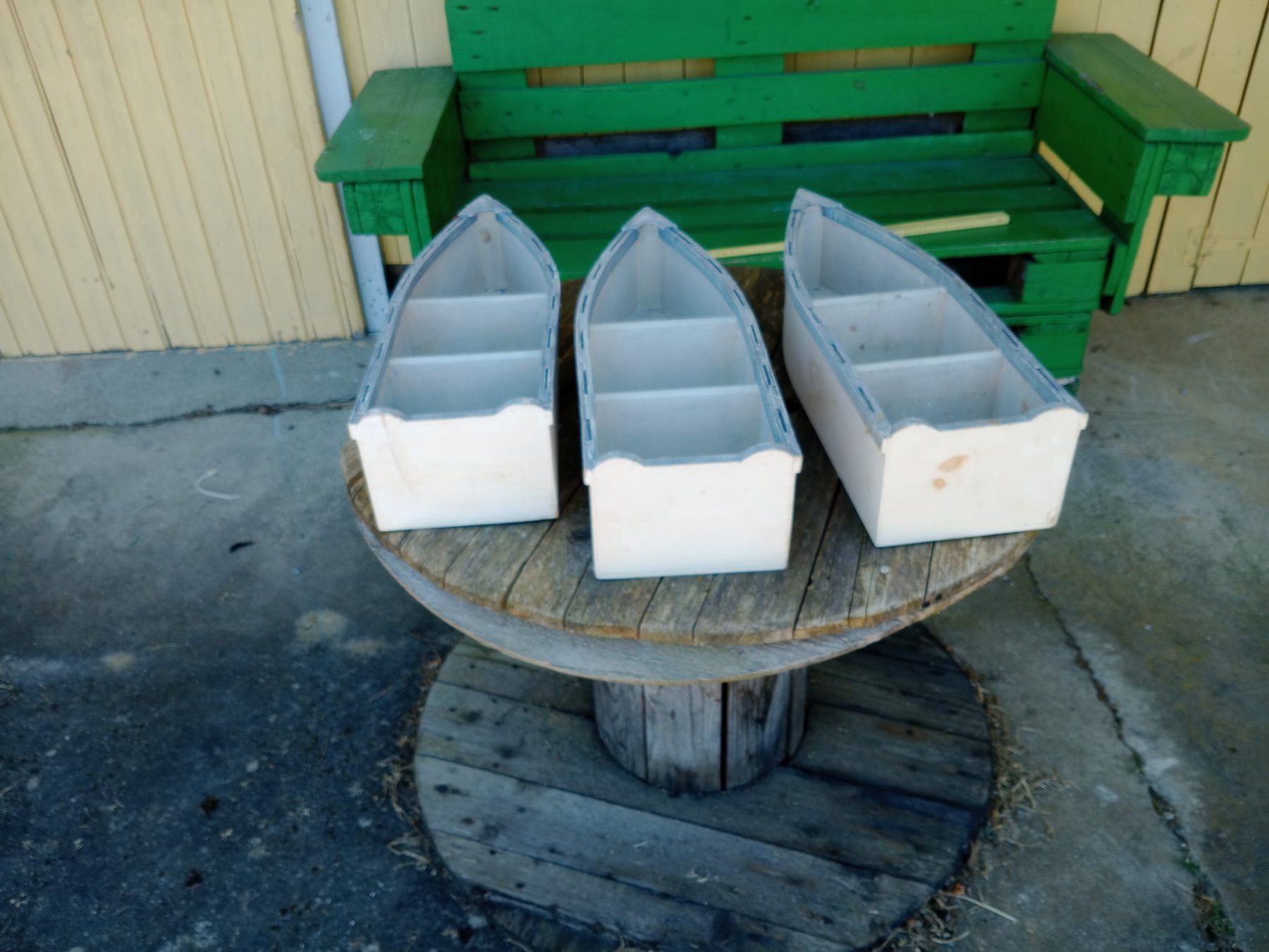 Tutte le decorazioni: Bateau décoratif en bois, objet d'artisanat. – Usato da Payerne venduto da jea_m6nb
