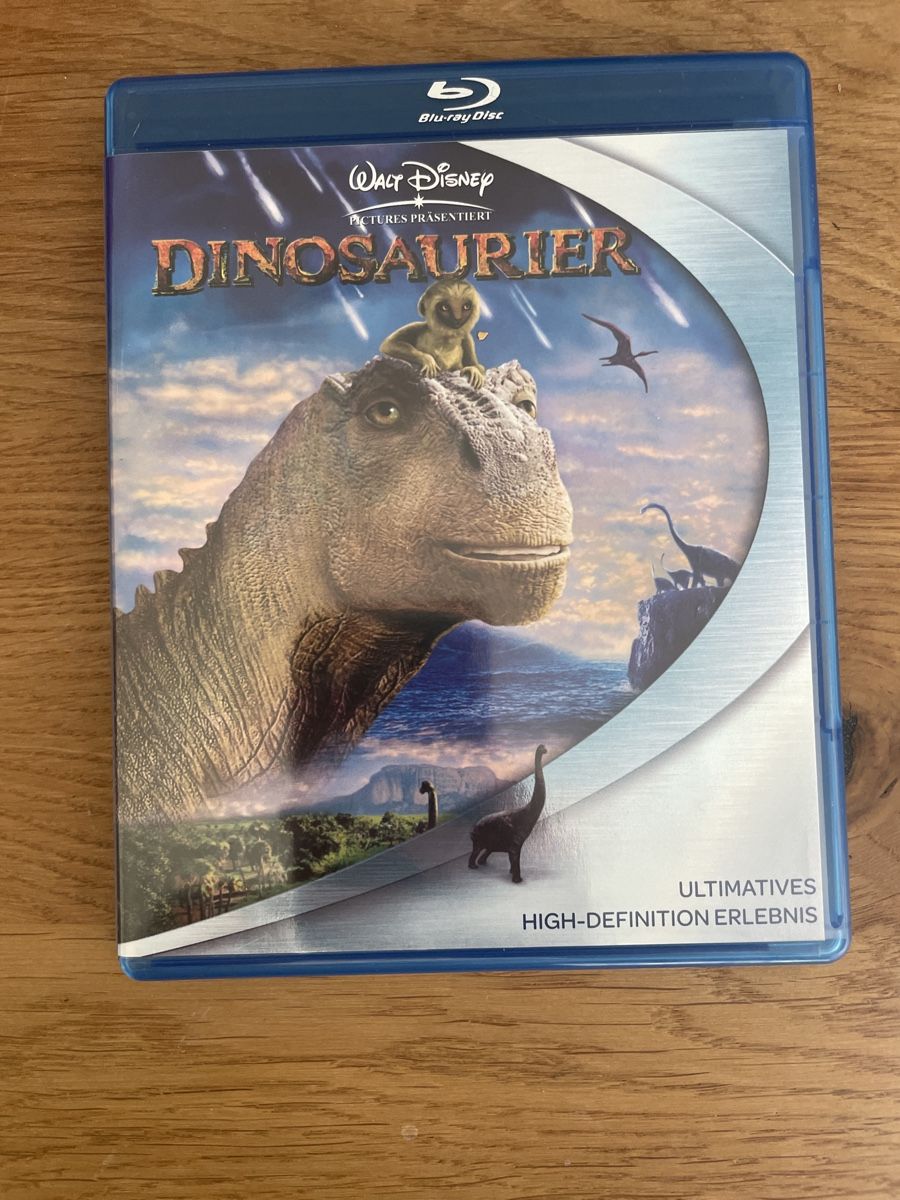 Tutti i DVDs: Disney - Dinosaurier (2000) BluRay – Usato da Hagendorn venduto da masterchieff