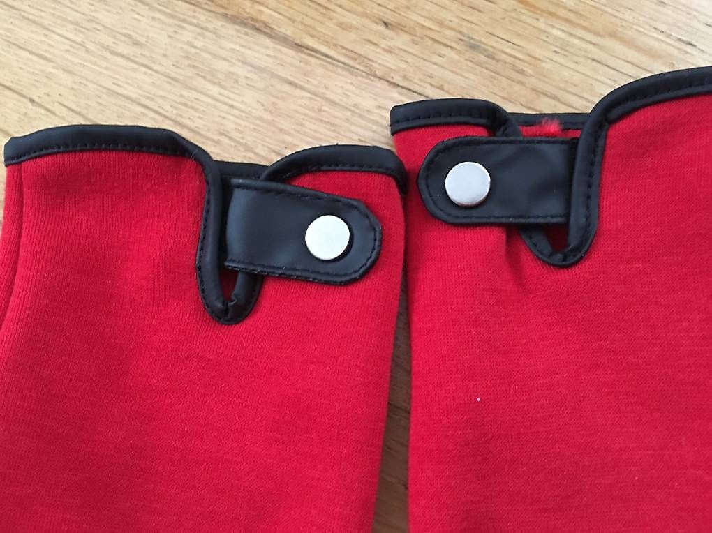 Handschuhe & Handstulpen: Damen rote Handschuhe mit Leder Applikationen – Gebraucht aus Grenchen von Tirana 3