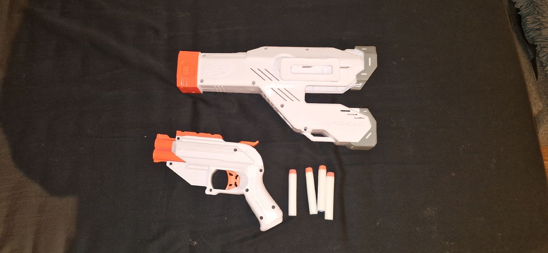 Nerf Giocattoli: Nerf Mediator Schulterschtütze mit Pistole – Usato da Seon venduto da Nolaaag 1