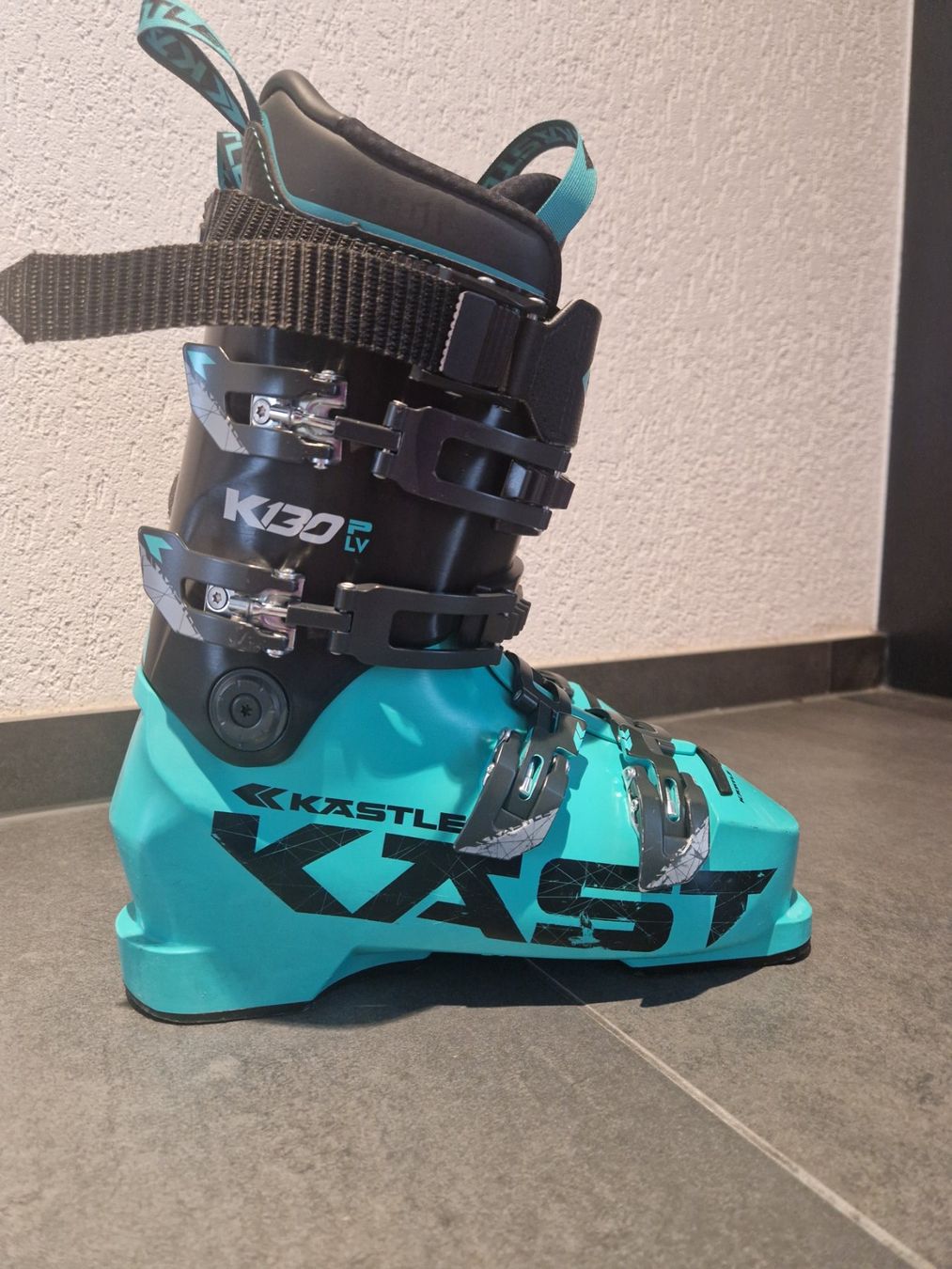 Chaussures hommes: Kästle Skischuh K130 – D'occasion à Balsthal par Soraia7