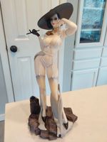 RESIDENT EVIL Village ALCINA DIMITRESCU Figure
