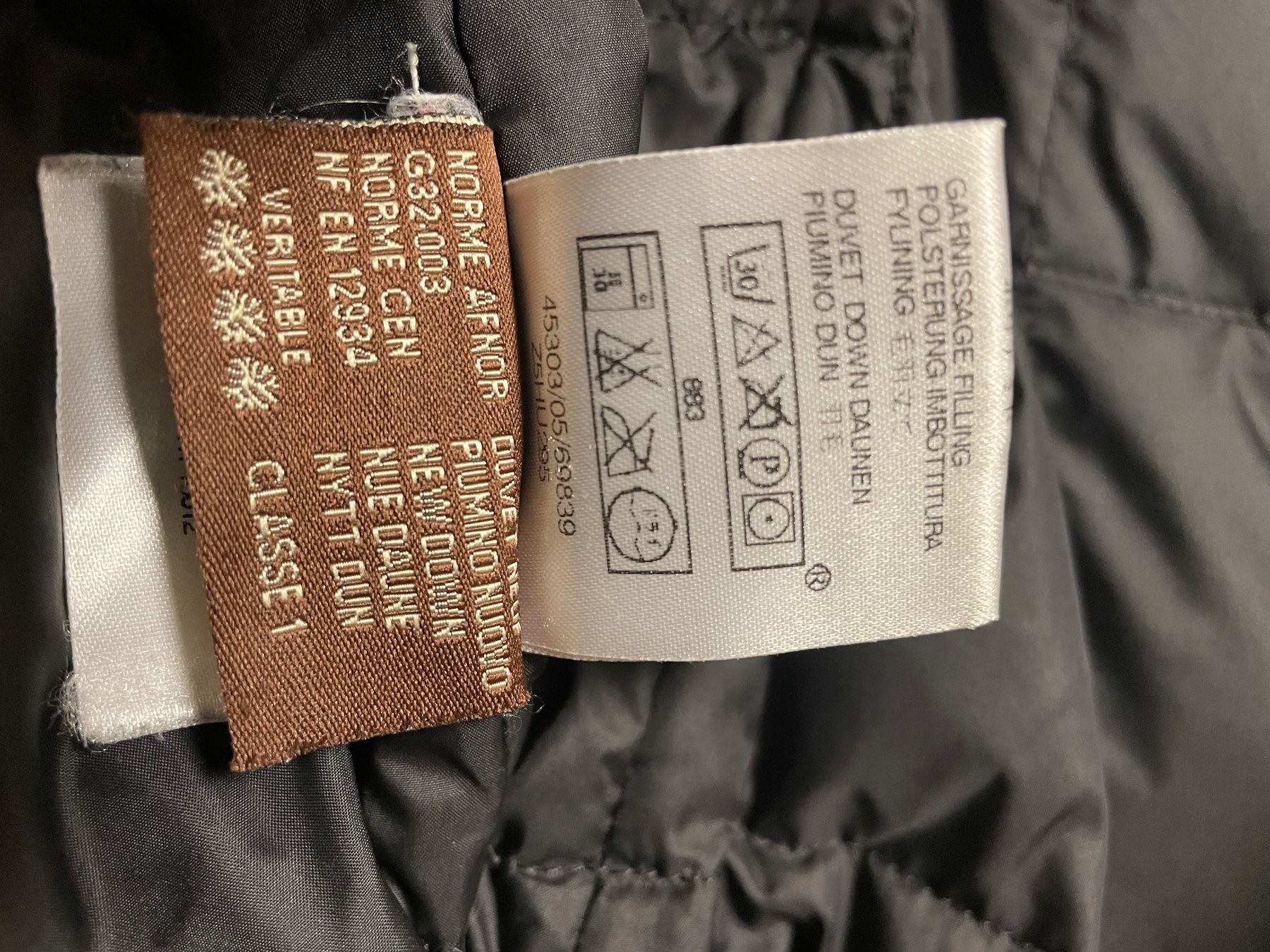 Moncler Giacche: Schwarze Moncler Steppjack/Blazer Gr 2 – Usato da Bern venduto da Rigoler 7