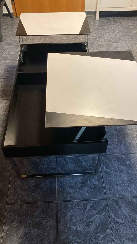 Tavoli: Salontisch mit Staufach, steht in 6064 Kerns – Usato da Wängi venduto da Raettli10 2