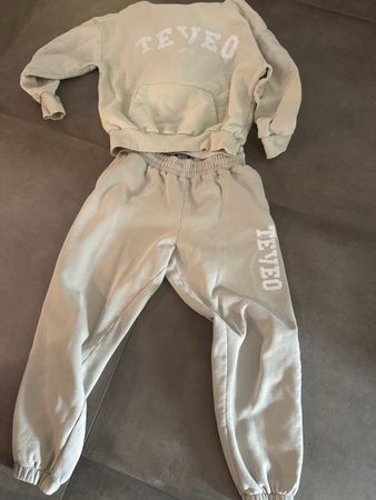 TEVEO Jogginganzug, Grösse S/M Top Zustand!