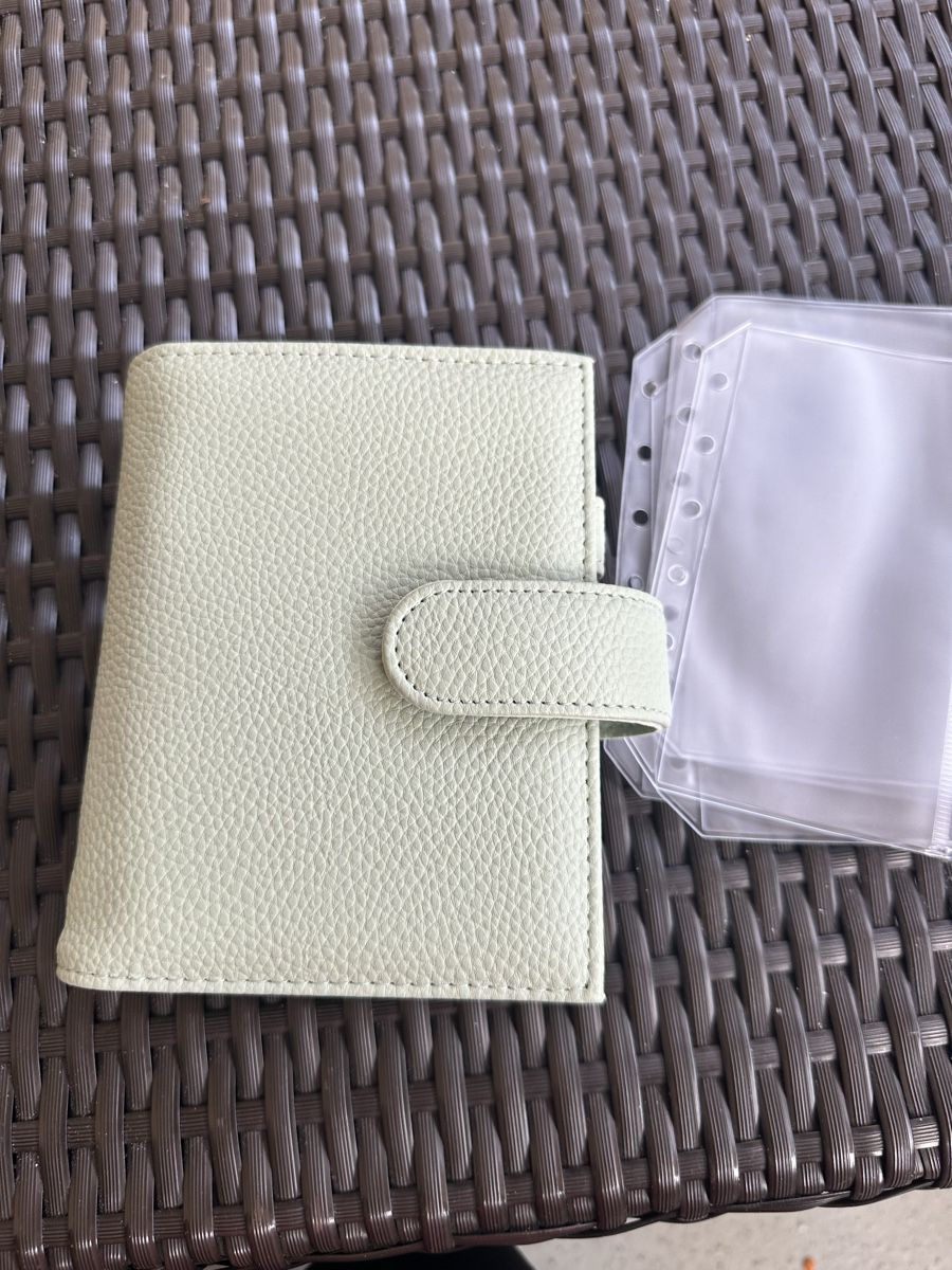 Portamonete: DE LUXE BINDER RINGBUCH A7 Neu Lime – Nuovo e nell'imballaggio originale da Aadorf venduto da mel_5b9w 6