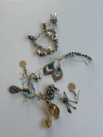 Modeschmuck Konvolut Armband Ohrringe Brosche gemischt(2S5)