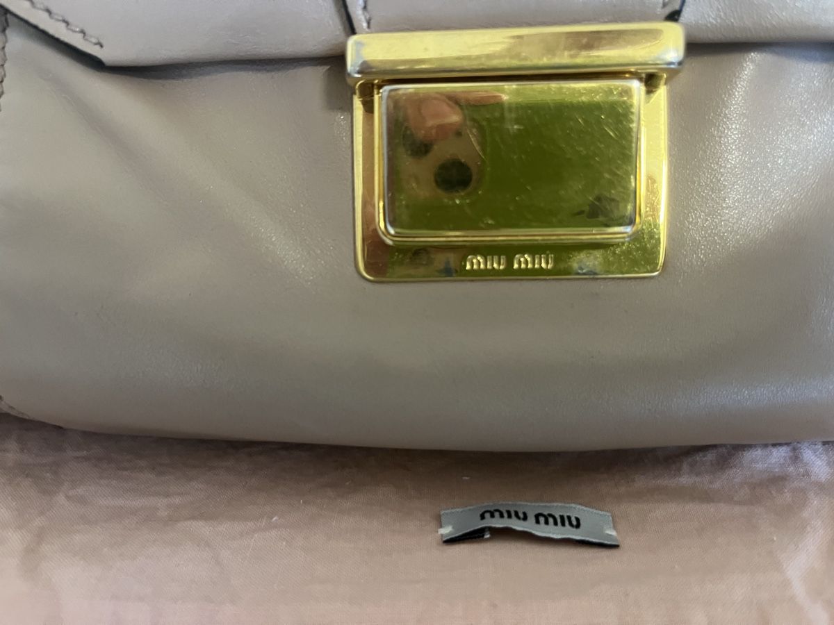 Miu Miu Sacs femmes: Miu miu – D'occasion à Brugg AG par Ljubinka0410 5