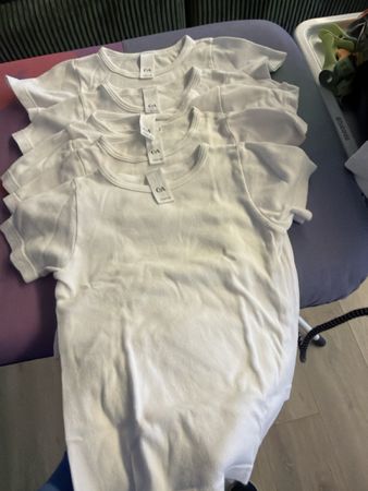 5 Unterleibchen von C&A Gr. 110