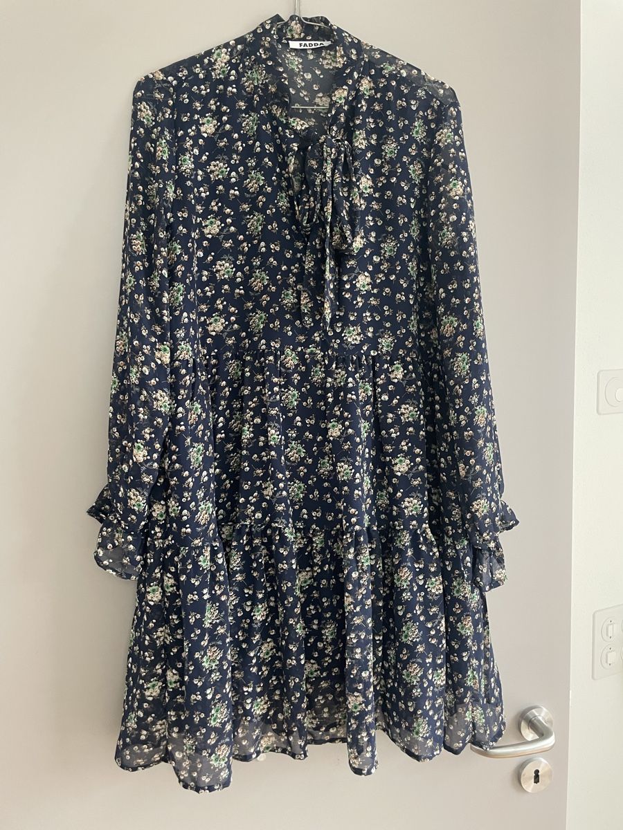 Vestiti: Fadda Kleid Gr. Uni – Nuovo (secondo la descrizione) da Zürich venduto da Mary233