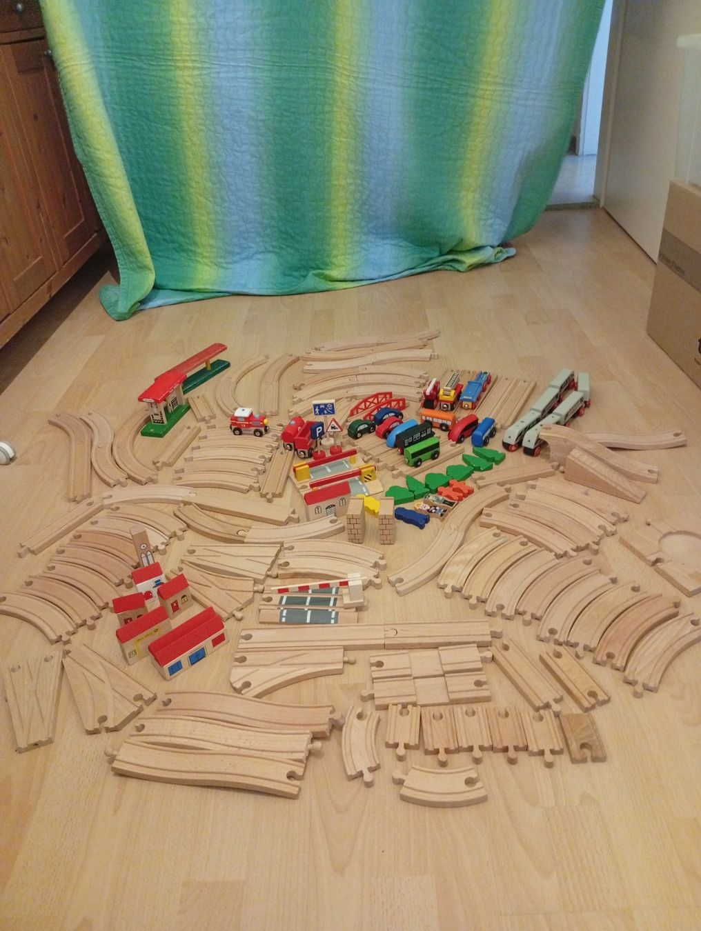 Brio Spielzeuge: Großes Brio Holzeisenbahn Set – Gebraucht aus Winterthur von Rogue01
