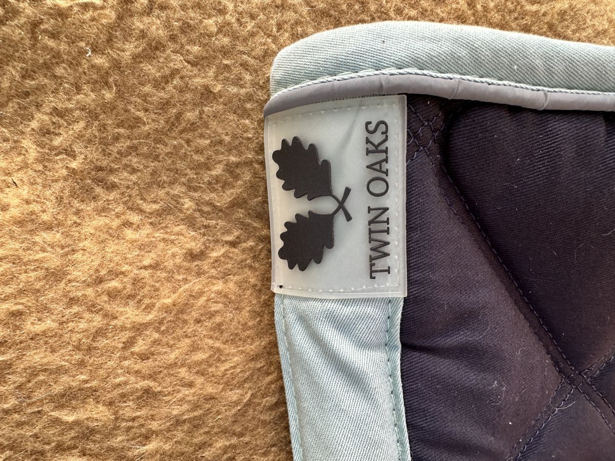 Coperte: Grosse Schabracke von Twin Oaks – Usato da Wolfhalden venduto da Itss_michelle03 2