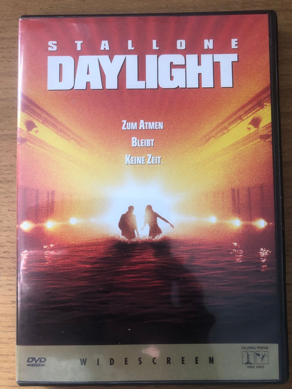 Tutti i DVDs: Daylight (Sylvester Stalllone) – Usato da Seewen SO venduto da Harvest8