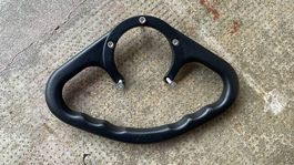 A-Sider Tank-Haltegriff Yamaha R1 (RN09) inkl. Bolzen